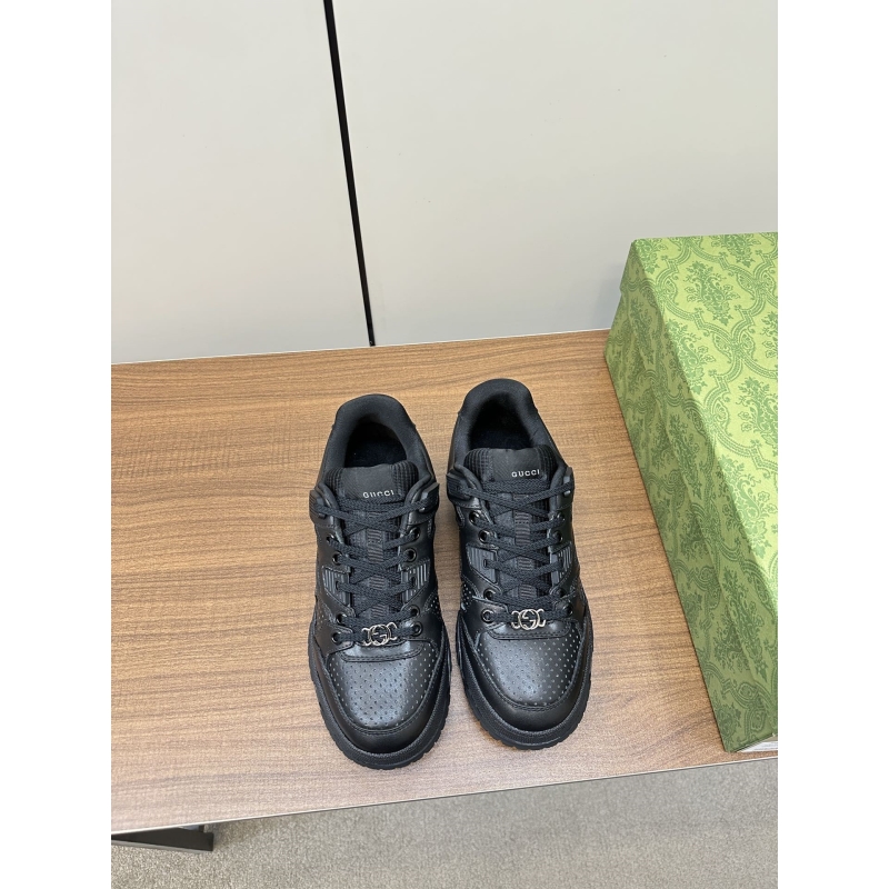 G*u*i casual shoes
